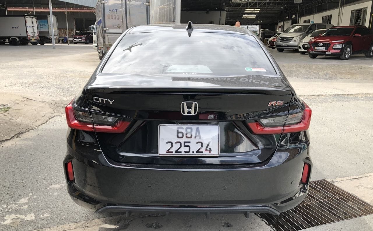 Honda City RS 2021 màu đen 1